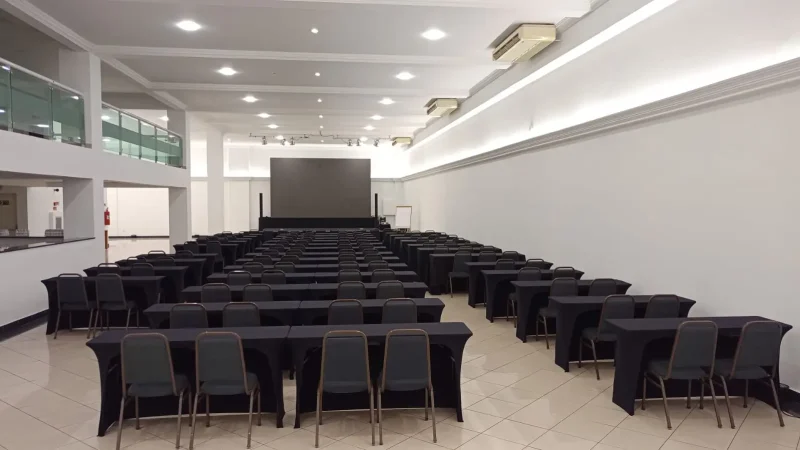 nobre com painel de led